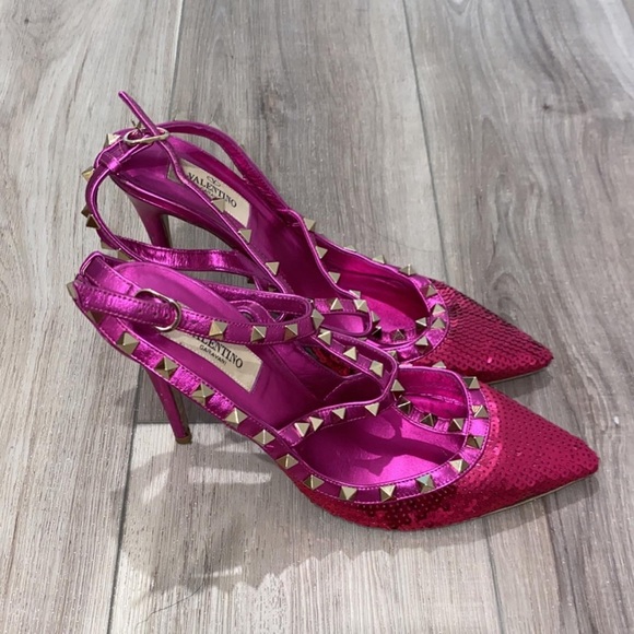 Valentino Shoes - Valentino Rock stud liquid metal pump